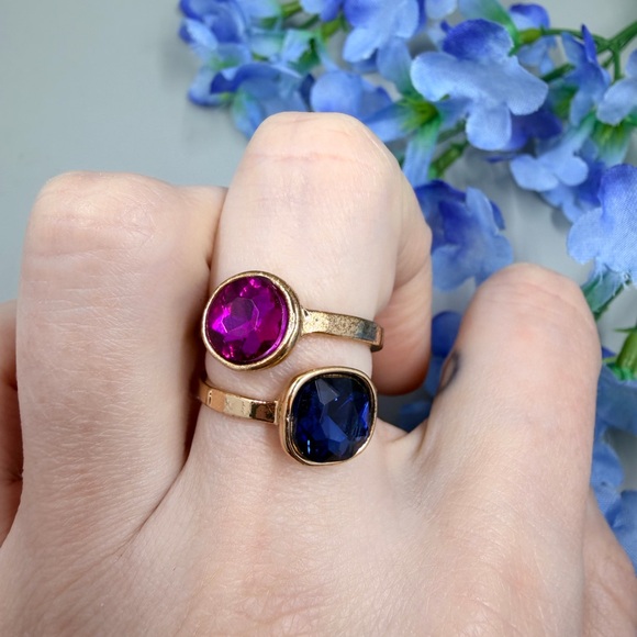 Jewelry - Gold Stackable Set of 2 Station Ring with Fuchsia and Blue Crystals